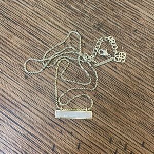 Leanor white crystal druzy necklace